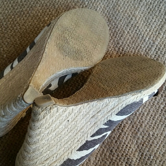 Michael  Kors wedges - Picture 7 of 8